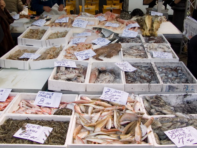 udine, mercato del pesce
